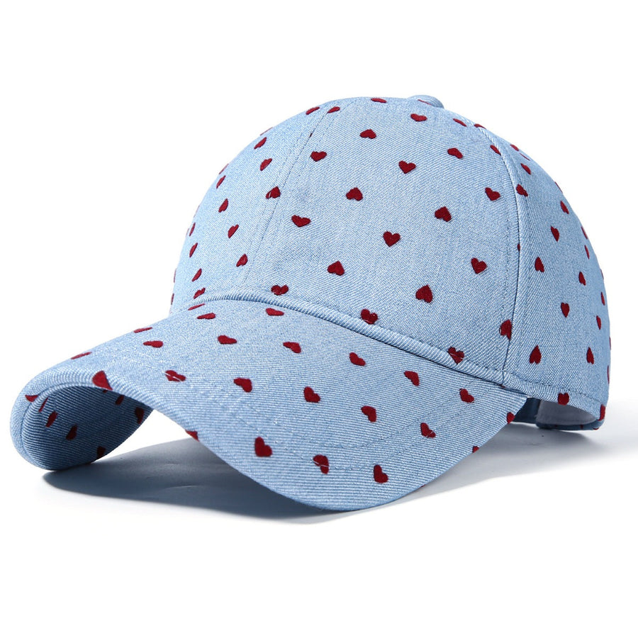 Women’s casual baseball hat with heart print, adjustable sport cap by Plush Fashion Hub, featuring a stylish and comfortable design.