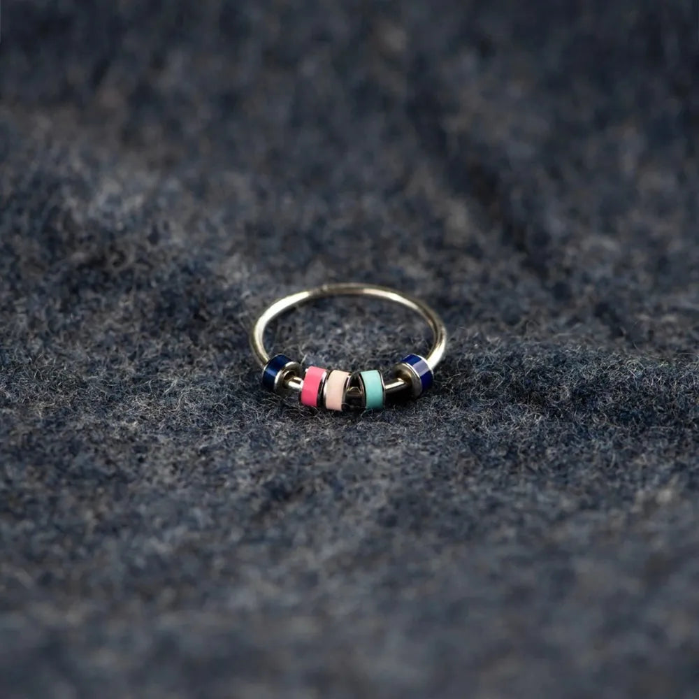 Sterling silver oil drip ring from Plush Fashion Hub featuring a sleek, modern design in 925 silver.