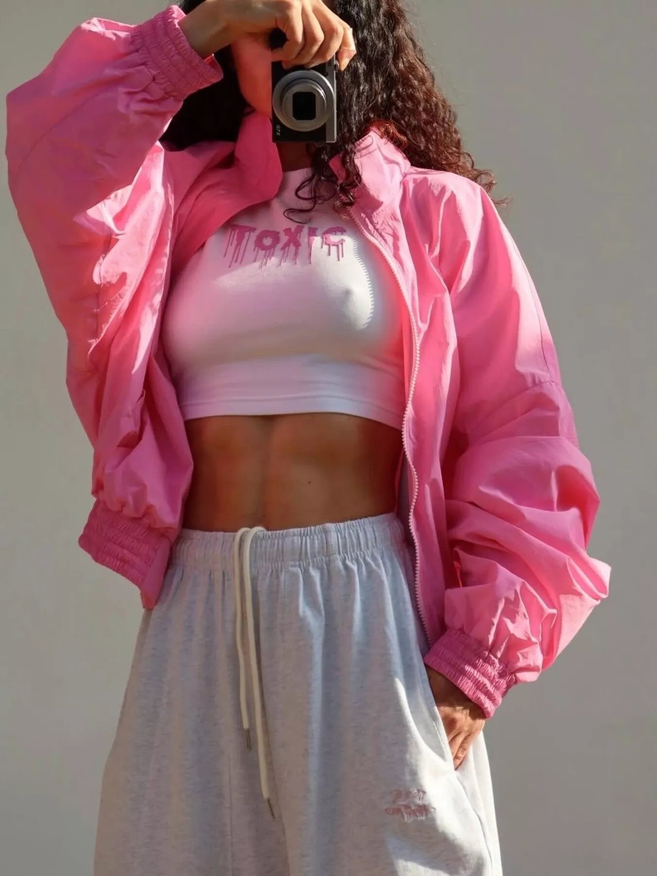 Women's oversized bomber jacket with zip-up front, trendy style, in a fashionable color, from Trendsi.
