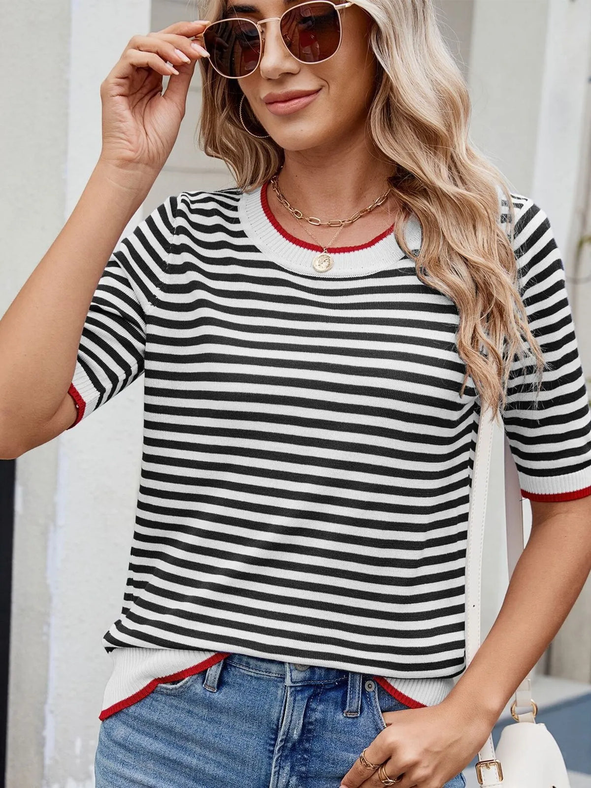 Striped casual T-shirt with contrast trim from Plush Fashion Hub, featuring a comfortable fit and stylish design.