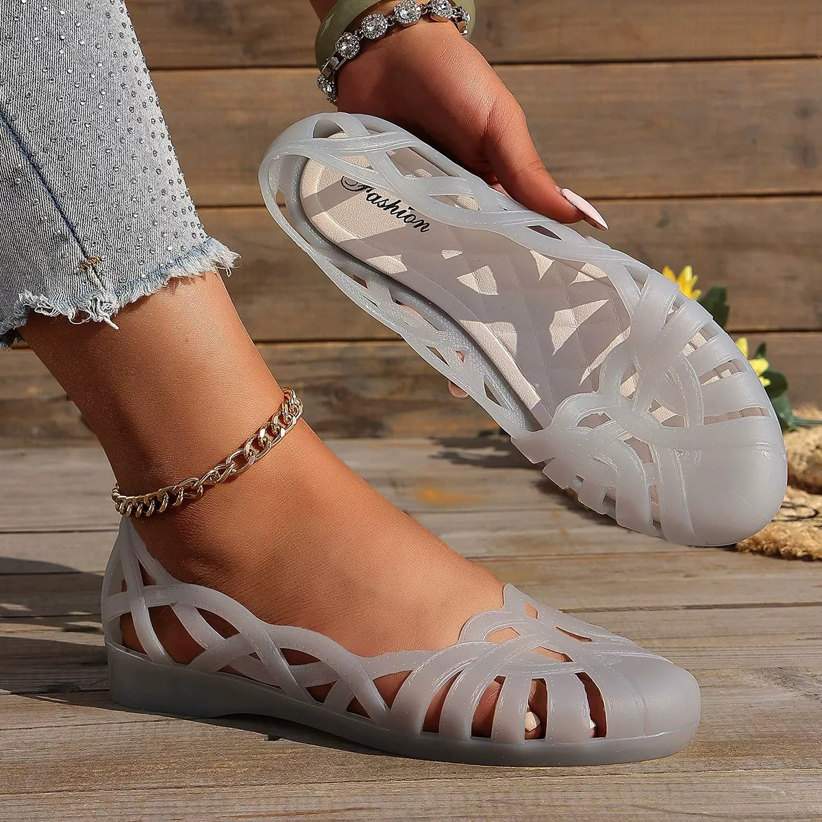 Trendsi round toe flats sandals featuring a sleek design, perfect for casual and stylish summer footwear.