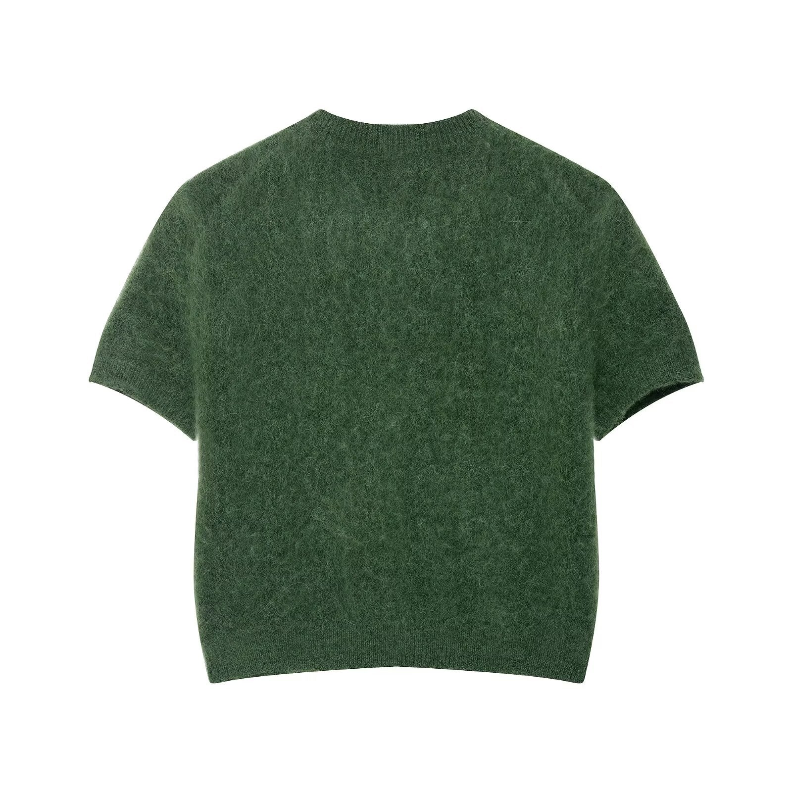Bella Mia women's autumn knitwear with round neck, short sleeves, and single-breasted design, paired with stylish bottoms.