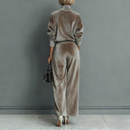LadyShow.Store casual warm velour long-sleeved high-neck zipper sportswear with wide-leg pants, designed for comfortable activewear.