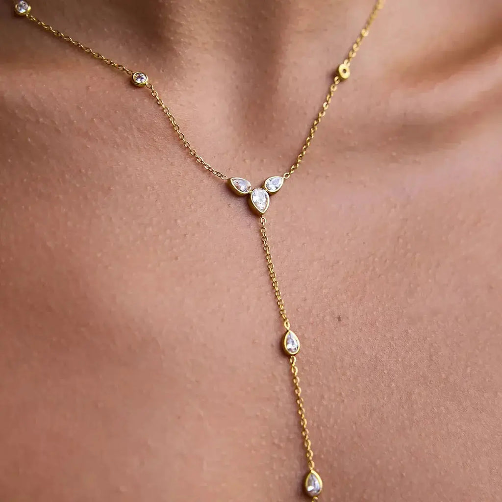 18K gold-plated zircon chain necklace from Plush Fashion Hub featuring a delicate, radiant statement jewelry design.