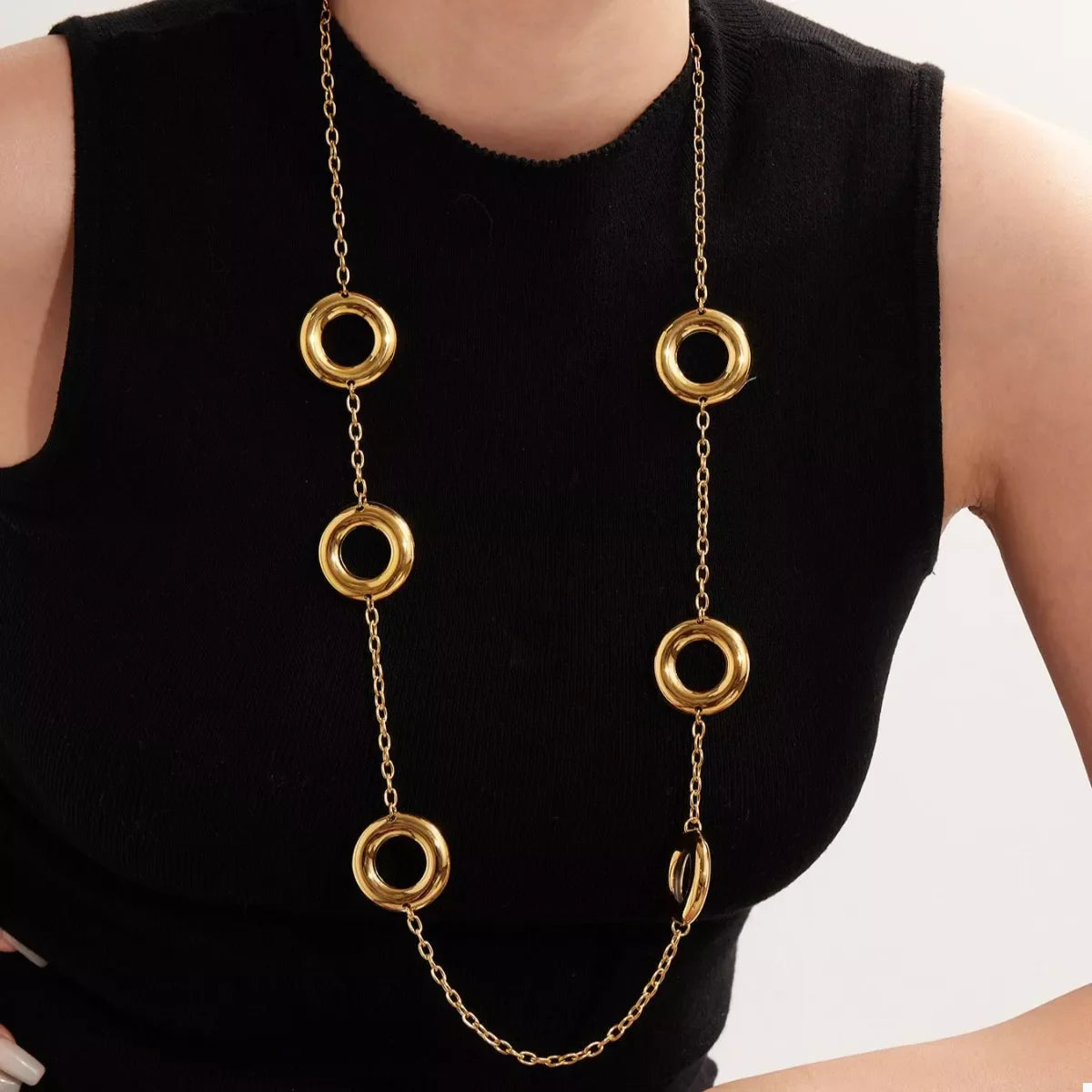 Gold-plated circle chain statement necklace from Plush Fashion Hub, featuring a bold, stylish design with interconnected round links.