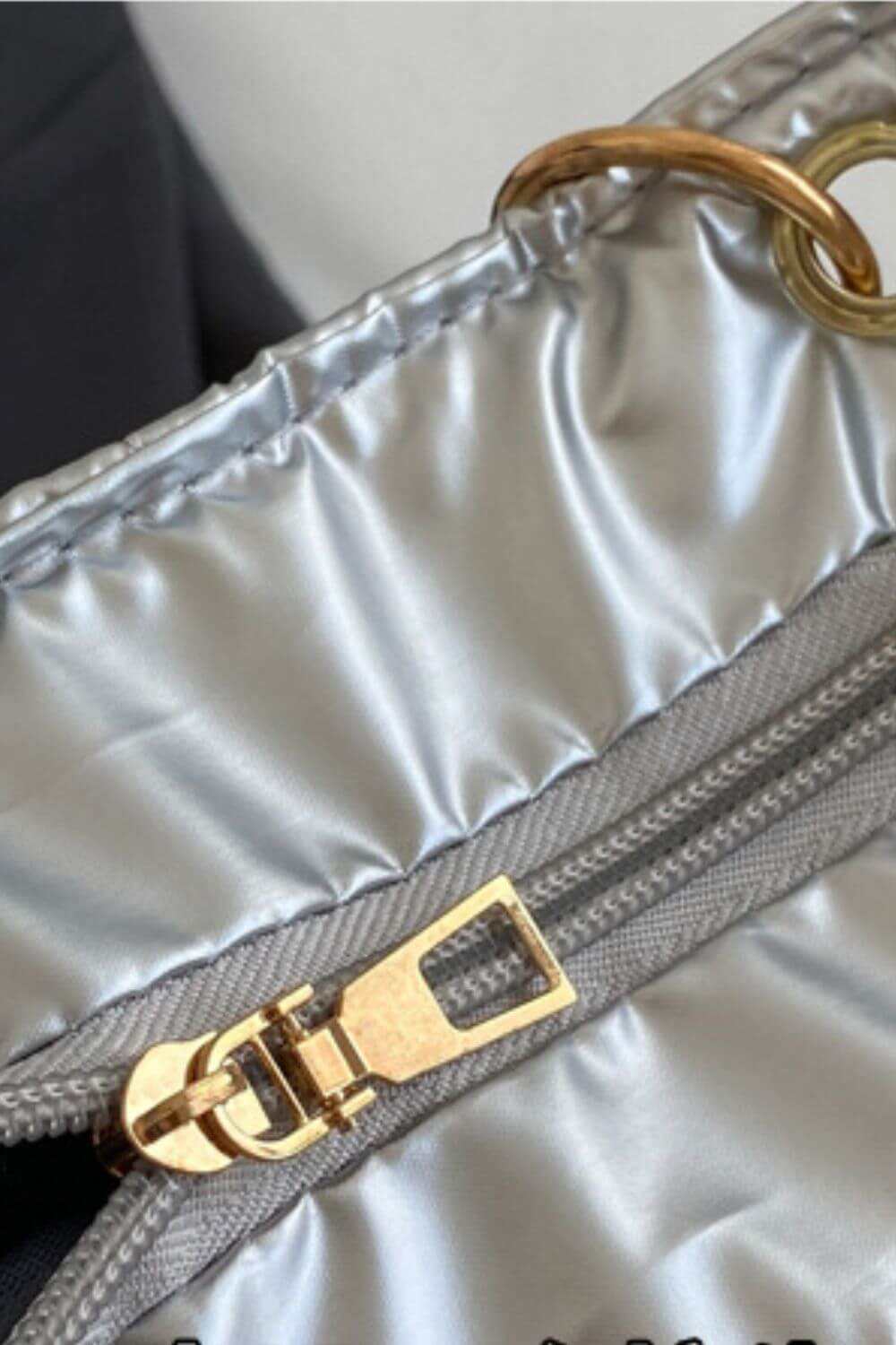 Ladies Bubble Texture Chain Handbag