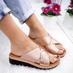 LadyShow Women's Solid Color Set Toe Beach Slippers for summer outdoor wear, featuring open-toe design and comfortable sandals