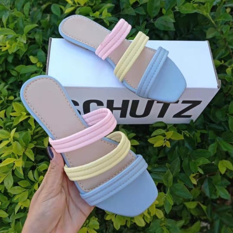 Plus size flat woven hollow slippers by LadyShow.Store, color-matching beach sandals with open toe design for women.