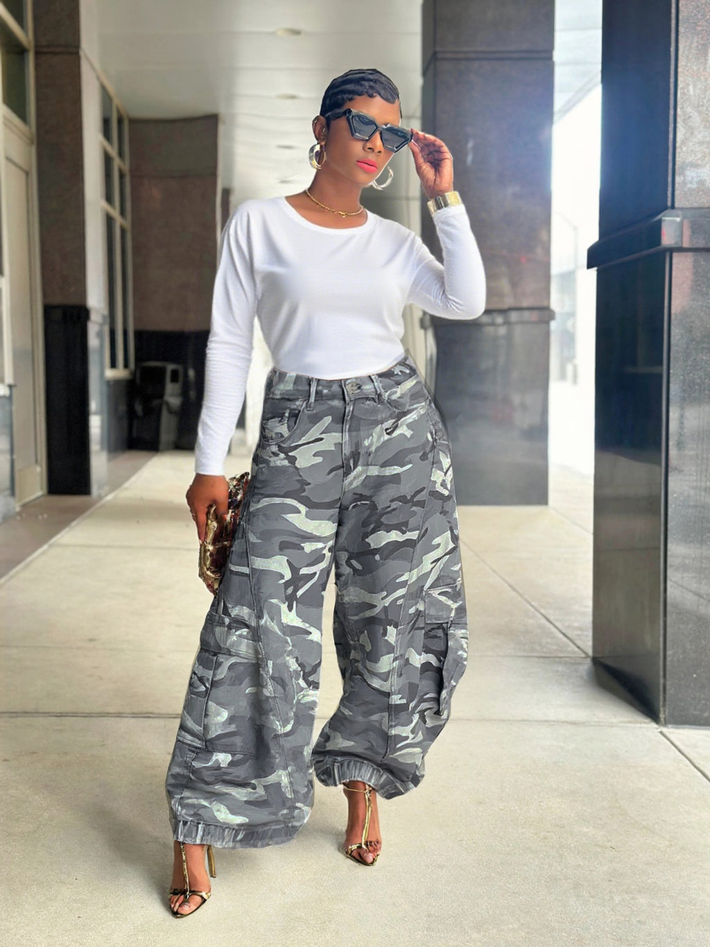 Women's Camouflage Wide-Leg Cargo Denim Jeans