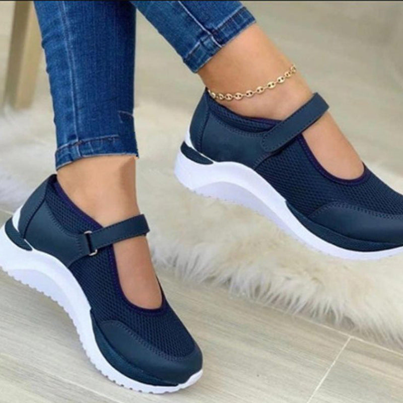 Women's round toe Velcro platform sandals by LadyShow.Store featuring a stylish design and adjustable straps.
