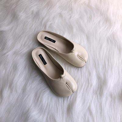 Trotter Shoes Toe Flat Shoes Female Lazy Half SlippersStep into comfort and style with our Trotter Shoes Toe Flat Shoes. These female lazy half slippers are perfect for any occasion, combining effortless style with lastShoePlush Fashions Shop Plush Fashion Shop