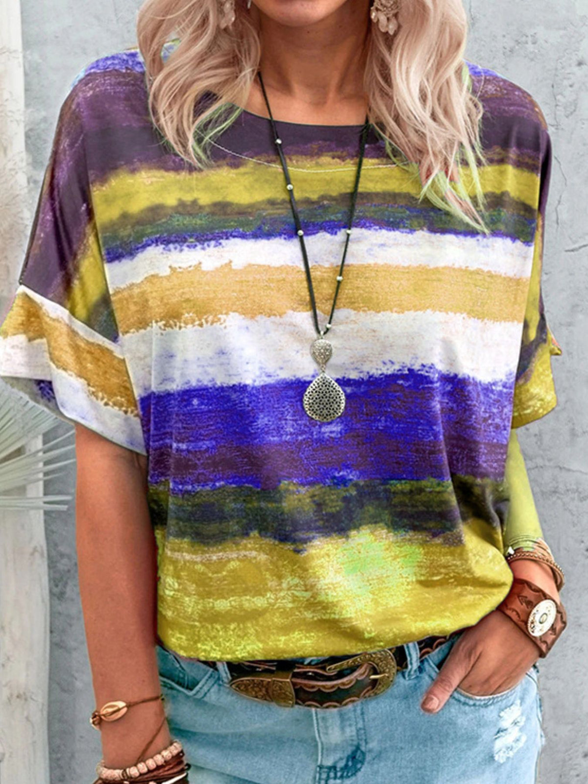 Women's casual short sleeve T-shirt with contrast round neck by Plush Fashion Hub, featuring a simple, comfortable design.