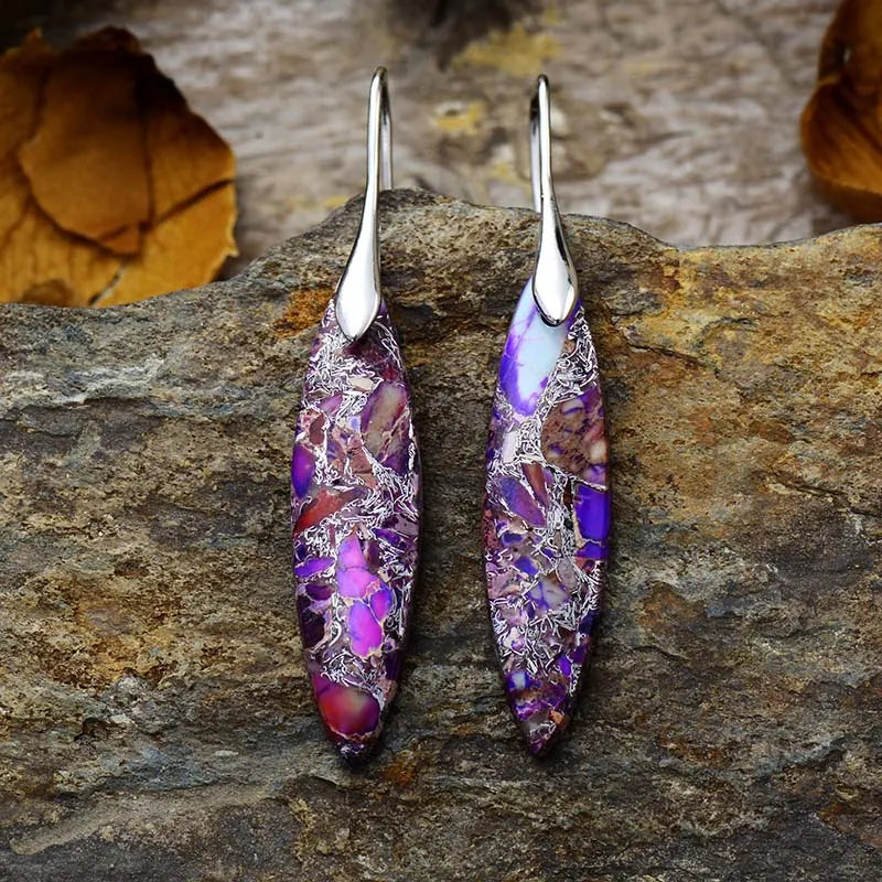 Natural stone geometric copper earrings featuring a modern design, perfect for fashionable accessories and stylish outfits.