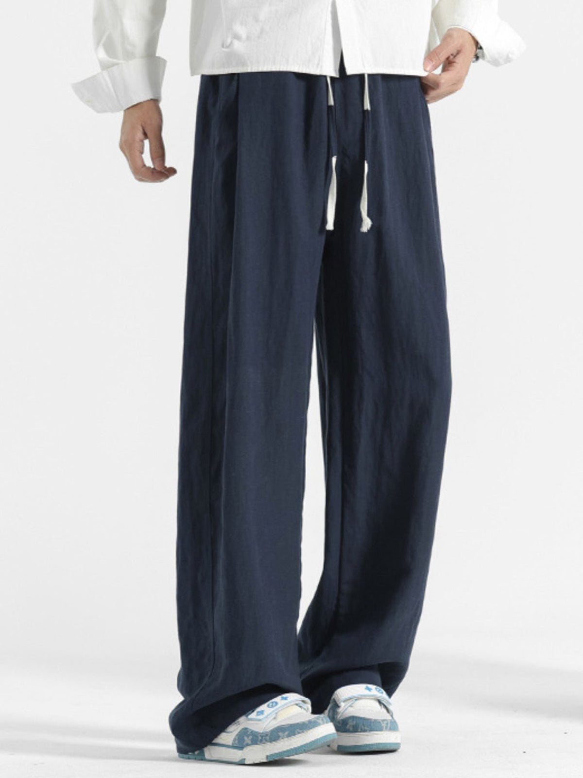 Men's casual loose-fit pocket pants by Plush Fashion Hub, showcasing relaxed fit, stretch fabric, and comfortable design.
