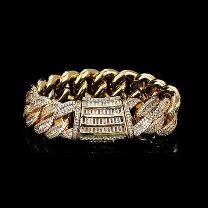 Miami Buckle Cuban Chain Real Gold Plating BraceletElevate your style with our Miami Buckle Cuban Chain Bracelet. Made with real gold plating, this hip hop inspired piece is a must-have for fashion-forward women. WitBracletPlush Fashions ShopPlush Fashion Shop