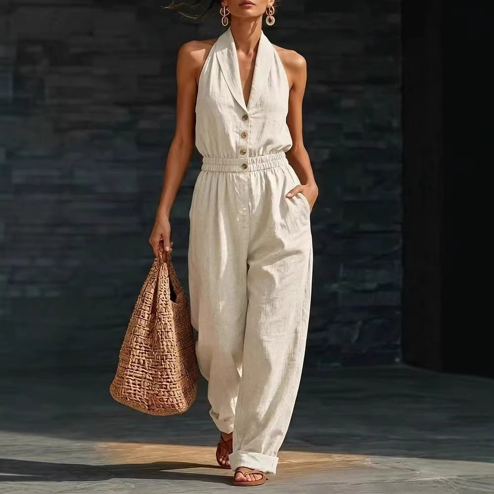 Women's knitted V-neck slim-fit cropped jumpsuit in casualwear style, featuring a comfortable fit and stylish design.