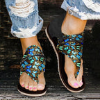 LadyShow.Store leopard print flat beach sandals featuring spring and summer fashion, large size, and comfortable slip-on design.