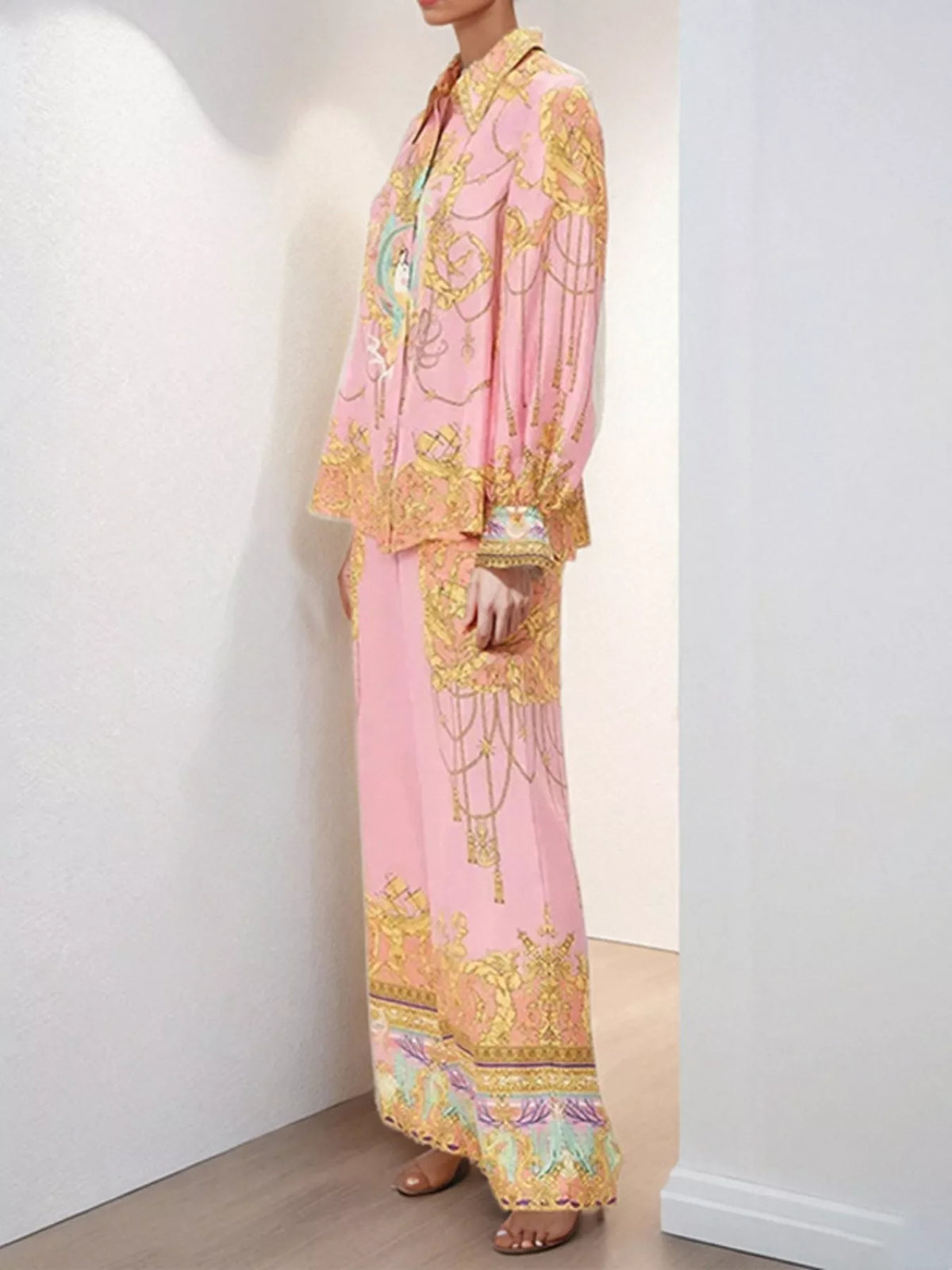 Women’s printed lantern sleeve top and matching pants lounge set by Plush Fashion Hub, comfortable and stylish clothing set.