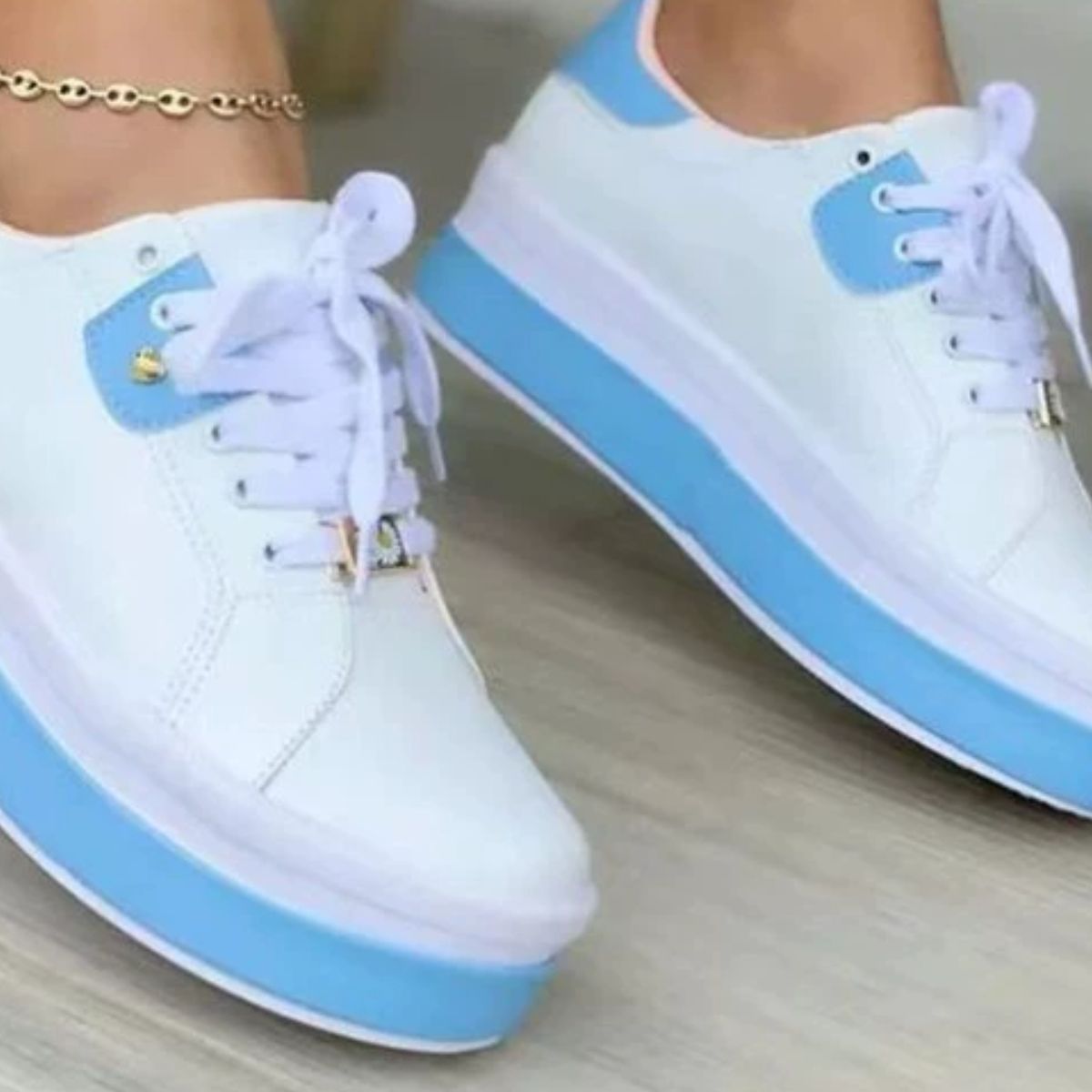 Trendsi lace-up platform sneakers with chunky soles and stylish design, perfect for casual and trendy footwear looks.