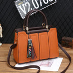 Women’s fashion shoulder tote bag by Trendy Attic Store01, stylish purse with a spacious design and modern look.