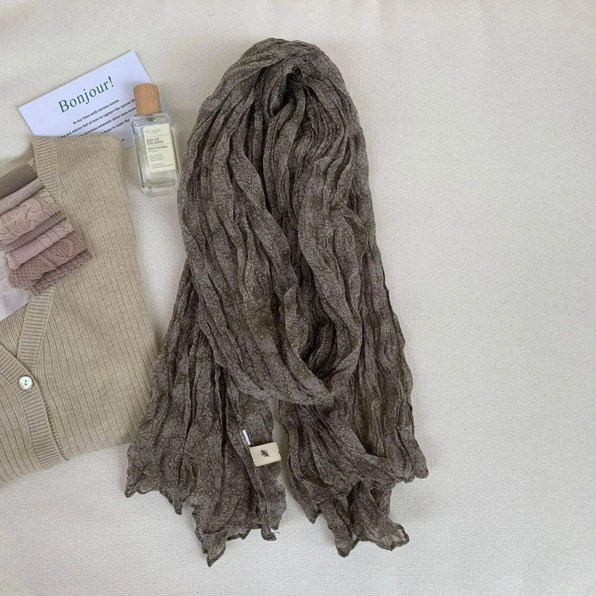 Women’s vintage floral cotton linen scarf with retro print, soft breathable fabric, stylish wrap from Plush Fashion Hub.
