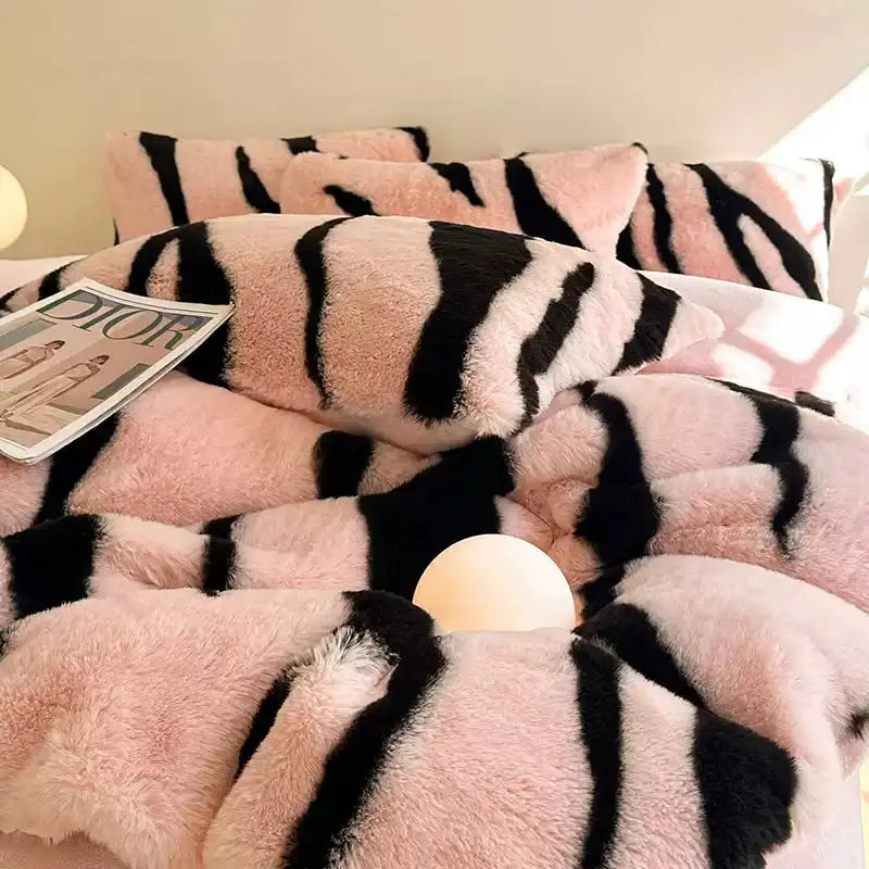 Class A Pink Leopard Double-sided Rabbit Plush Thickened 4-pieces Bedding Sheets Set PAINEVIDA