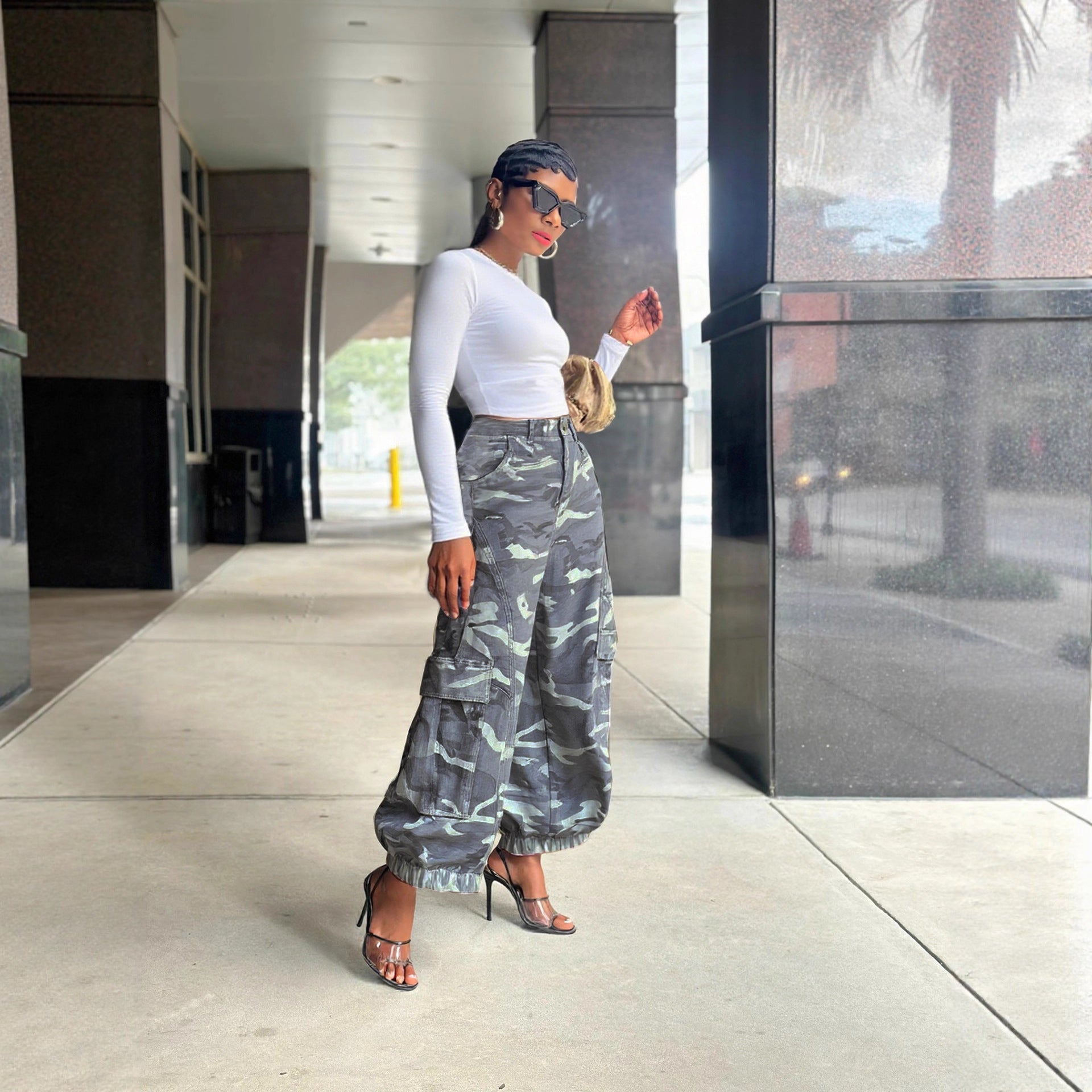 Women's Camouflage Wide-Leg Cargo Denim Jeans