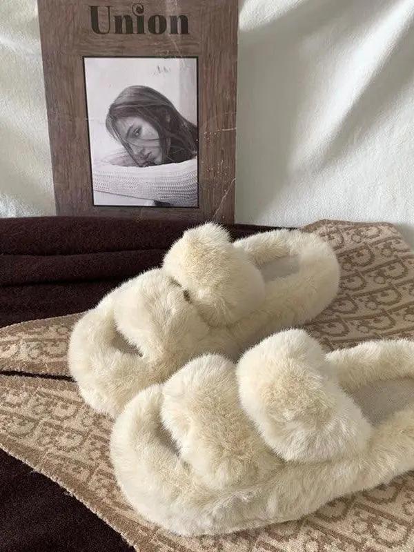 Furry Platform Slippers PAINEVIDA
