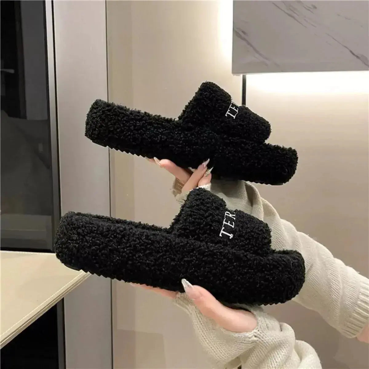 Open toe faux fur slippers for women with ultra soft plush texture from Plush Fashion Hub, cozy and comfortable indoor footwear.