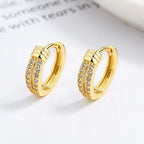 925 silver knot diamond earrings featuring a stylish, unique design with sparkling diamonds on elegant earrings.