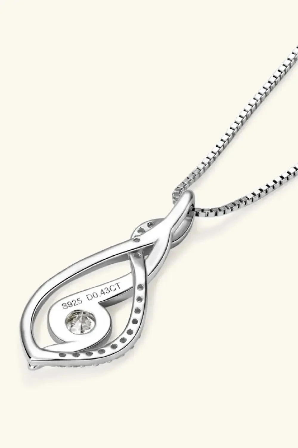 Moissanite 0.3ct necklace in sterling silver with 18K gold accents, featuring a delicate pendant for elegant jewelry.