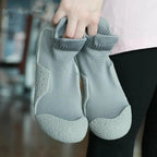 Lightweight Plush Fashion Hub non-slip yoga and fitness sneakers with breathable mesh and wear-resistant soles for active workouts.