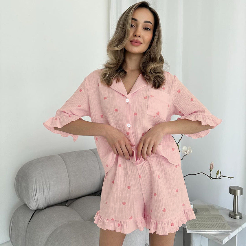 Bella Mia women's summer pajama bottoms with crepe cotton fabric and heart print, part of a two-piece short-sleeved pajama set.