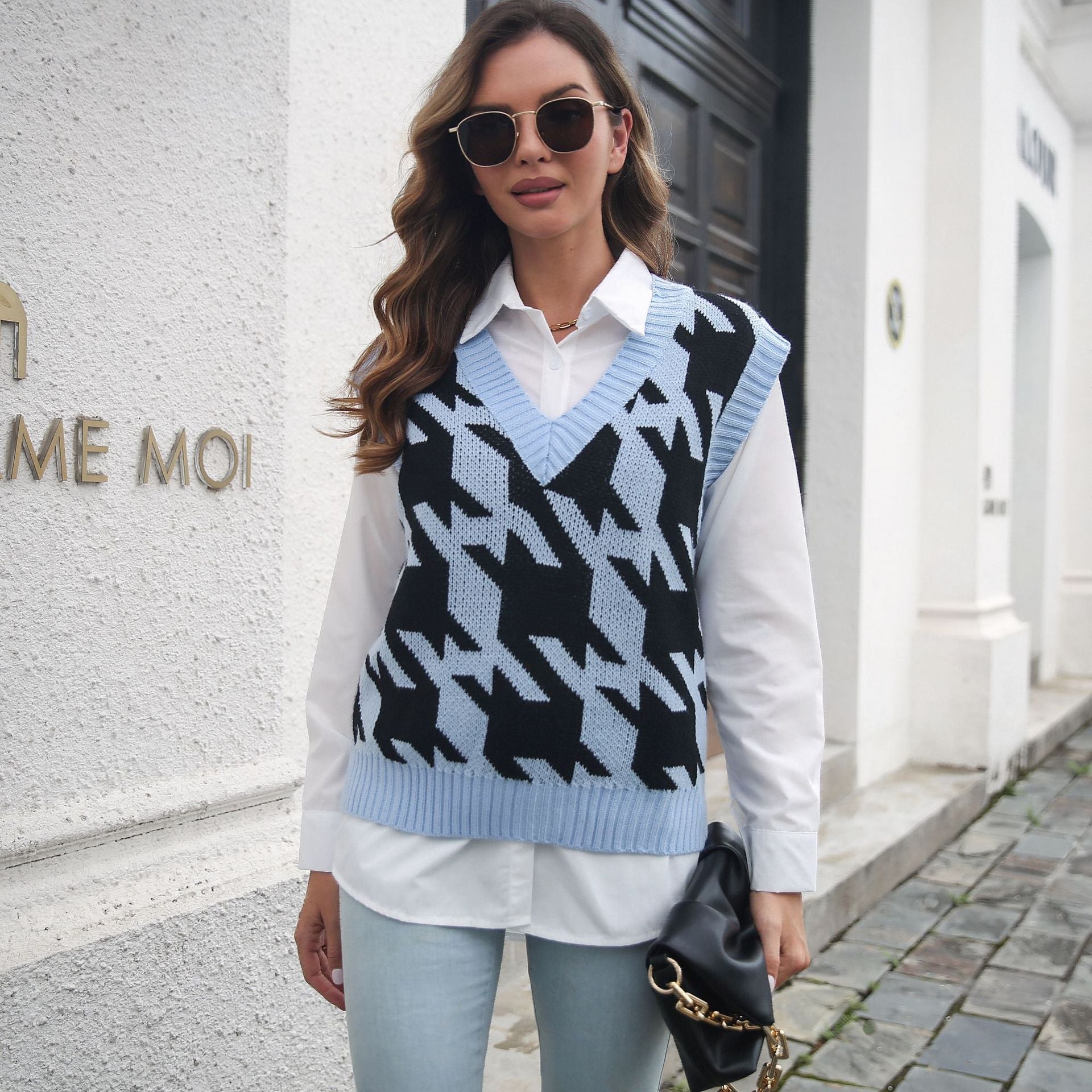 Bella Mia houndstooth V-neck vest sweater for women, knit outerwear with boucle details, perfect for autumn winter layering.