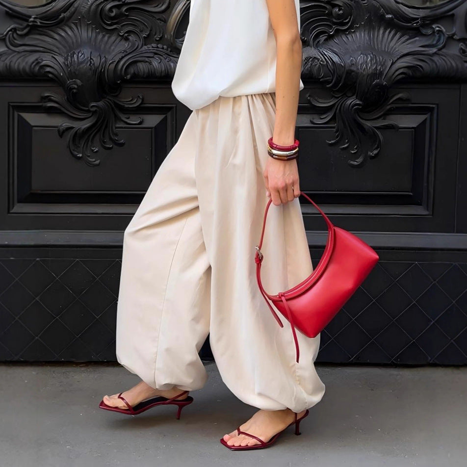 Loose cotton bloomers from Plush Fashion Hub featuring wide-leg, casual autumn street trend trousers for women.