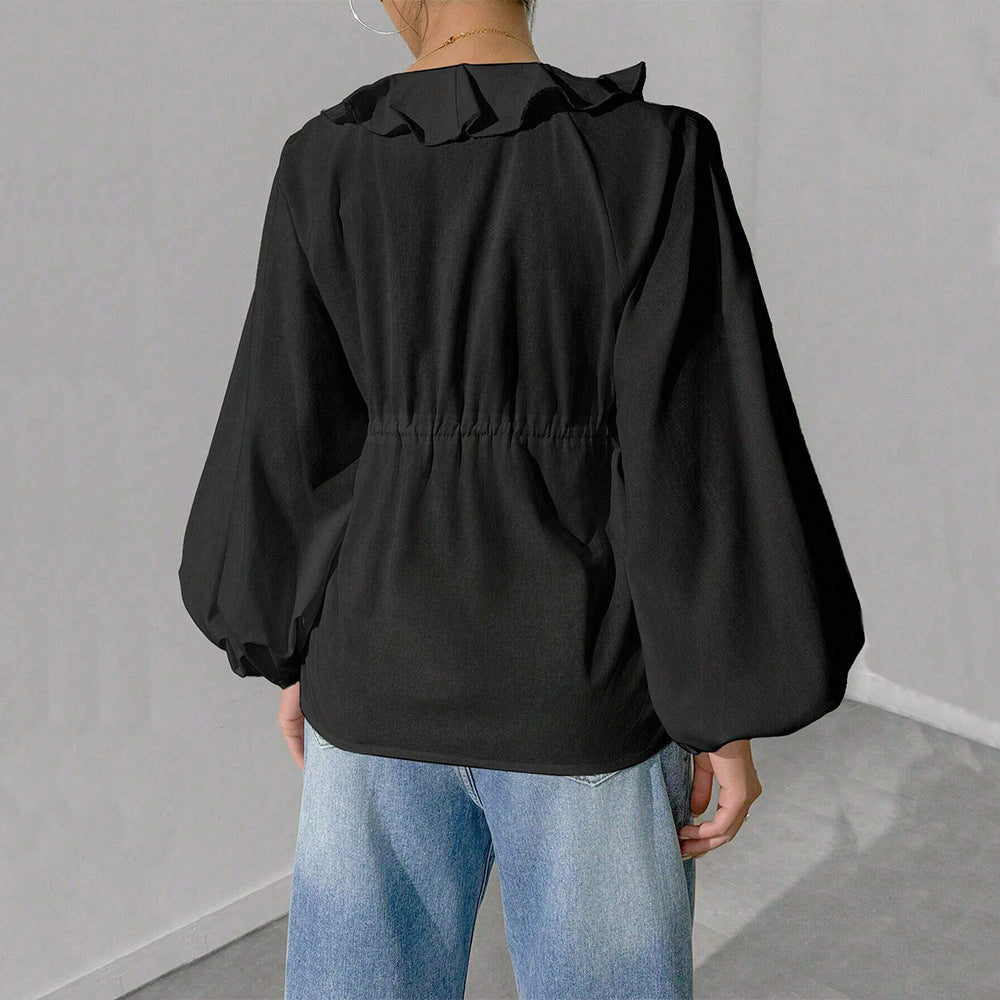 Women’s Bella Mia oversized batwing sleeve cardigan top, loose fit, suitable for autumn and winter, with a simple, stylish design.