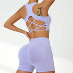 Bella Mia peach hip shorts, seamless shockproof push-up yoga bottoms designed for women’s workout and exercise training.