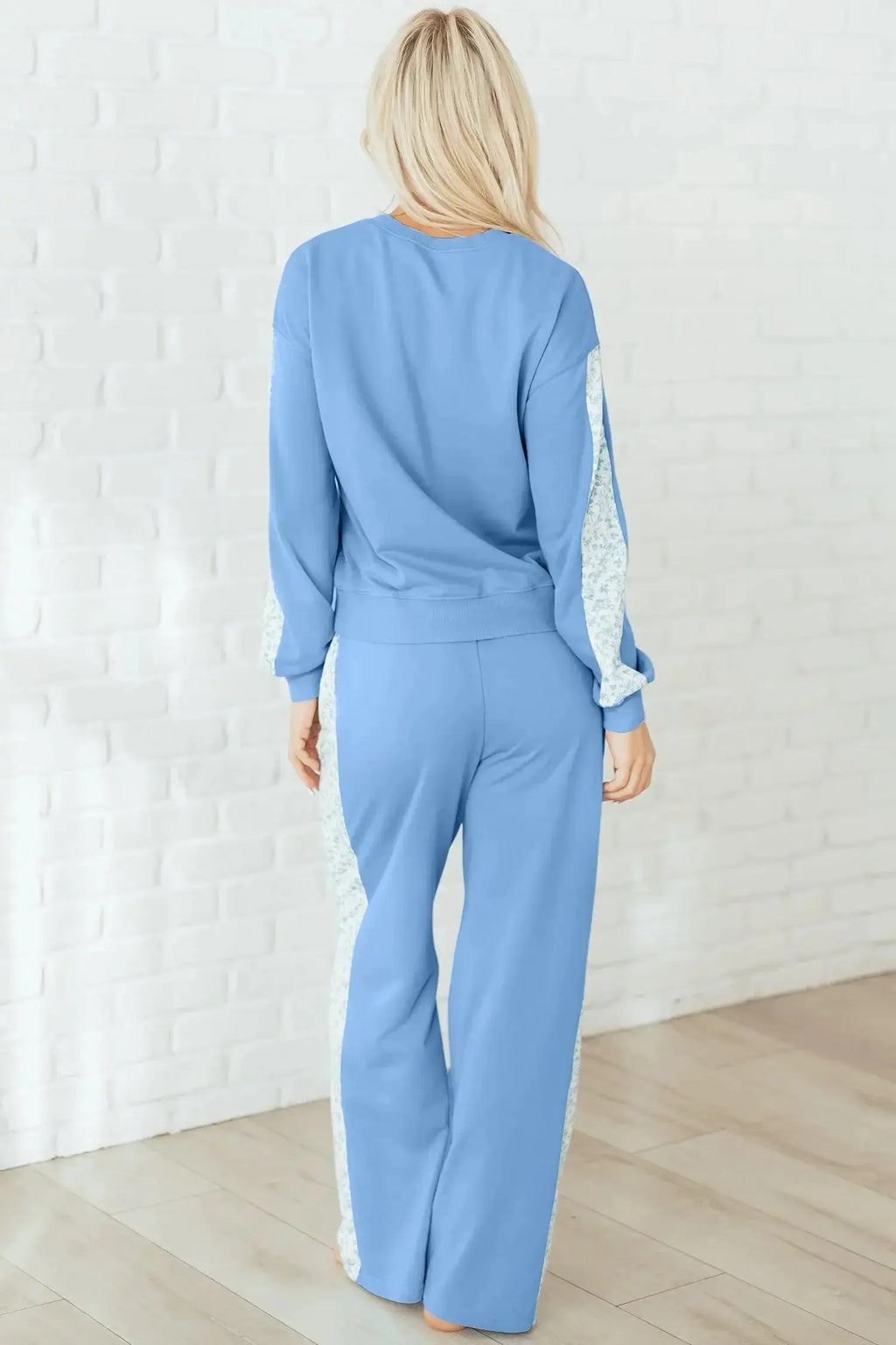 Robin and sweatpants lounge set by Threaded Pear, featuring cozy, matching loungewear for comfortable casual wear.