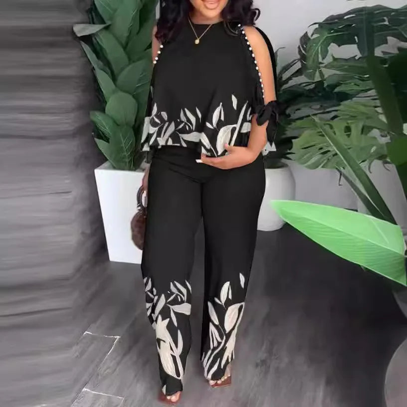 Plus size women's two-piece short sleeve outfit by Plush Fashion Hub, featuring a stylish, comfortable fashion set for women.