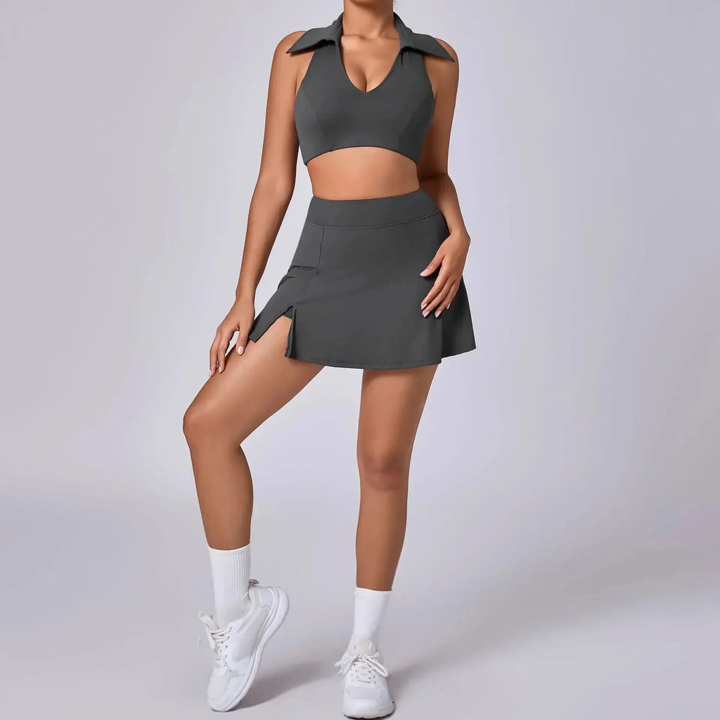 FitiqueFit seamless tennis skirt set with quick-dry activewear fabric, featuring a fitted tennis skirt and matching top for workout comfort.