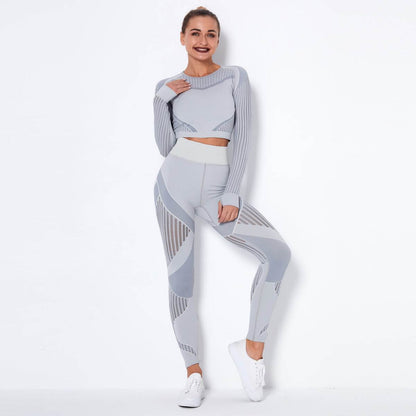 Seamless Knitted Absorbent Yoga Long-Sleeved Suit - Plush Fashion Shop #