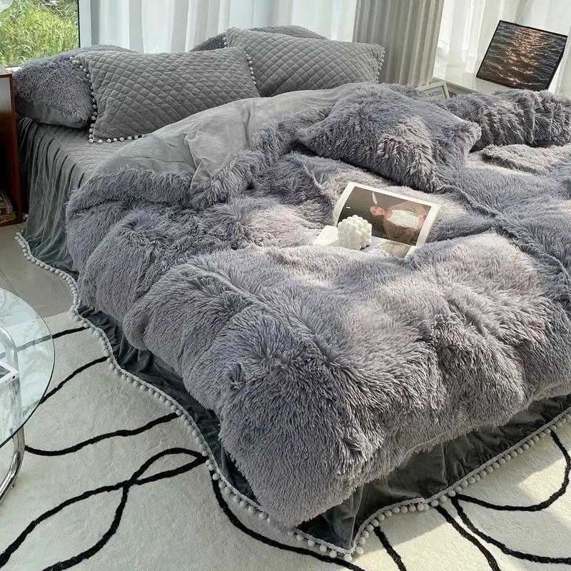 Soft Warm Coral Mink Velvet Cotton Four-piece Bedding Set Plush Fashion Hub