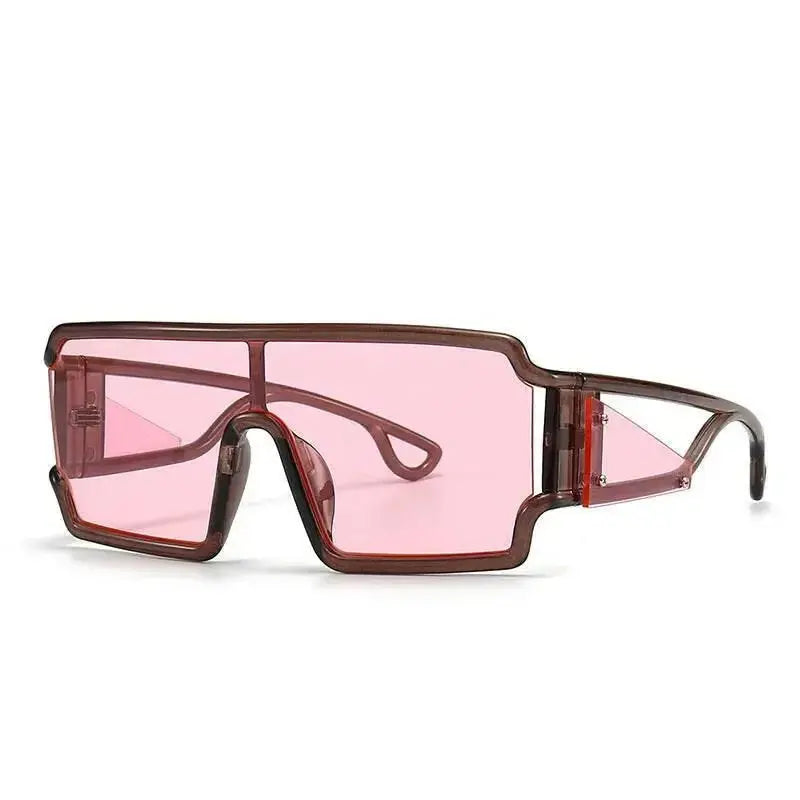Large vintage square sunglasses for women by Plush Fashion Hub, featuring retro style and oversized frames.