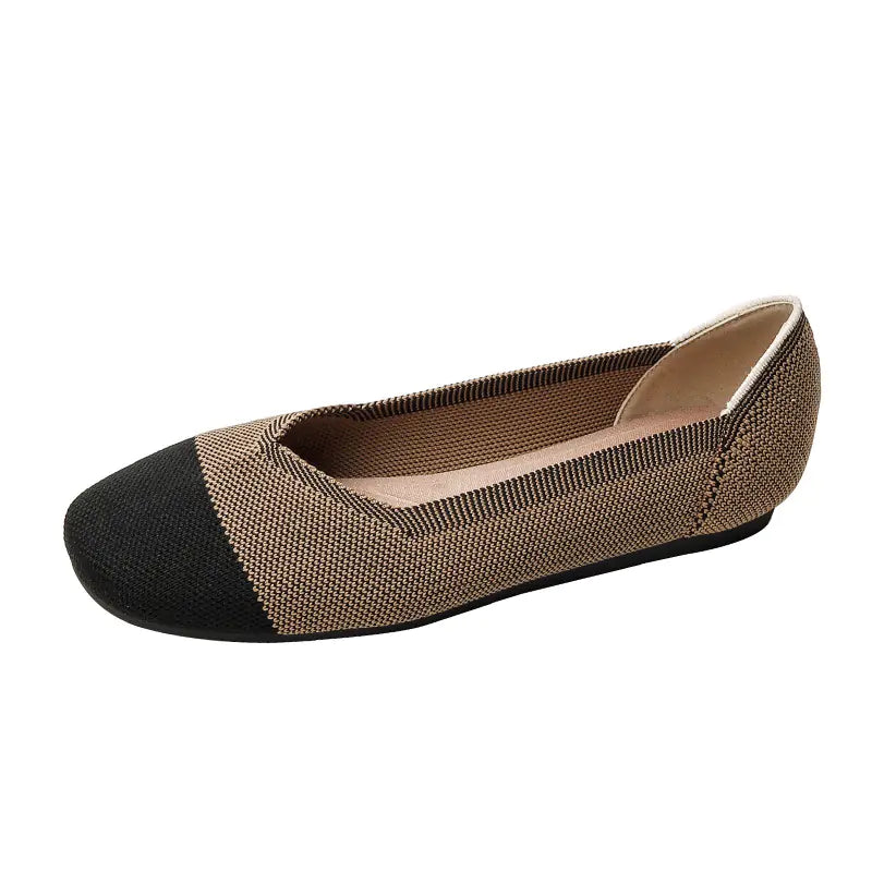 Beijing style woven flat shoes for women, stylish and comfortable, featuring traditional design with intricate woven patterns.