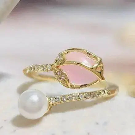 Elegant tulip bud pearl adjustable floral ring featuring a delicate flower design, perfect for feminine fashion accessories.