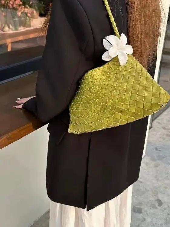 Vintage Woven Shoulder Bag PAINEVIDA