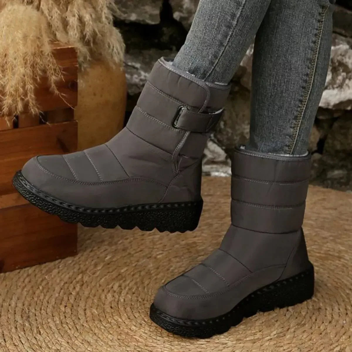 Warm Padded Waterproof Snow Boots - Plush Fashion Hub