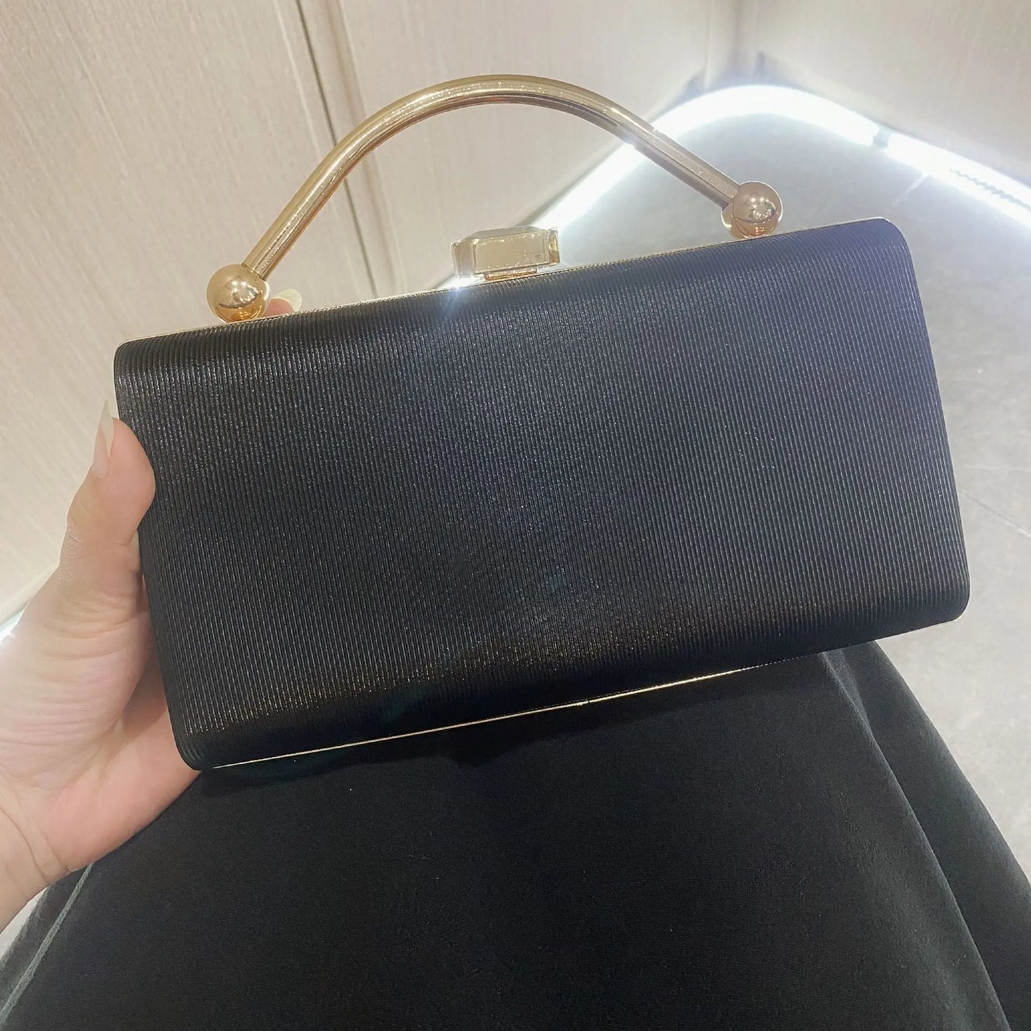 Wedding dress Birthday party dinner bag simple small fragrant scenery face hand bag Plush Fashion Hub Blessing Clothing