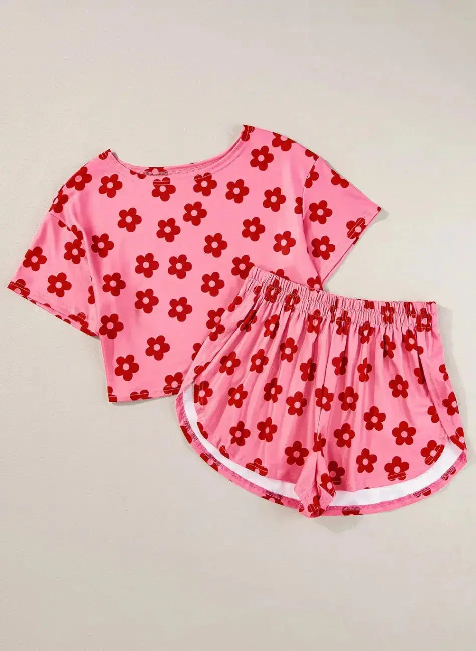 Women’s floral print cropped tee and shorts pajama lounge set from Plush Fashion Hub, featuring a comfortable, stylish sleepwear design.