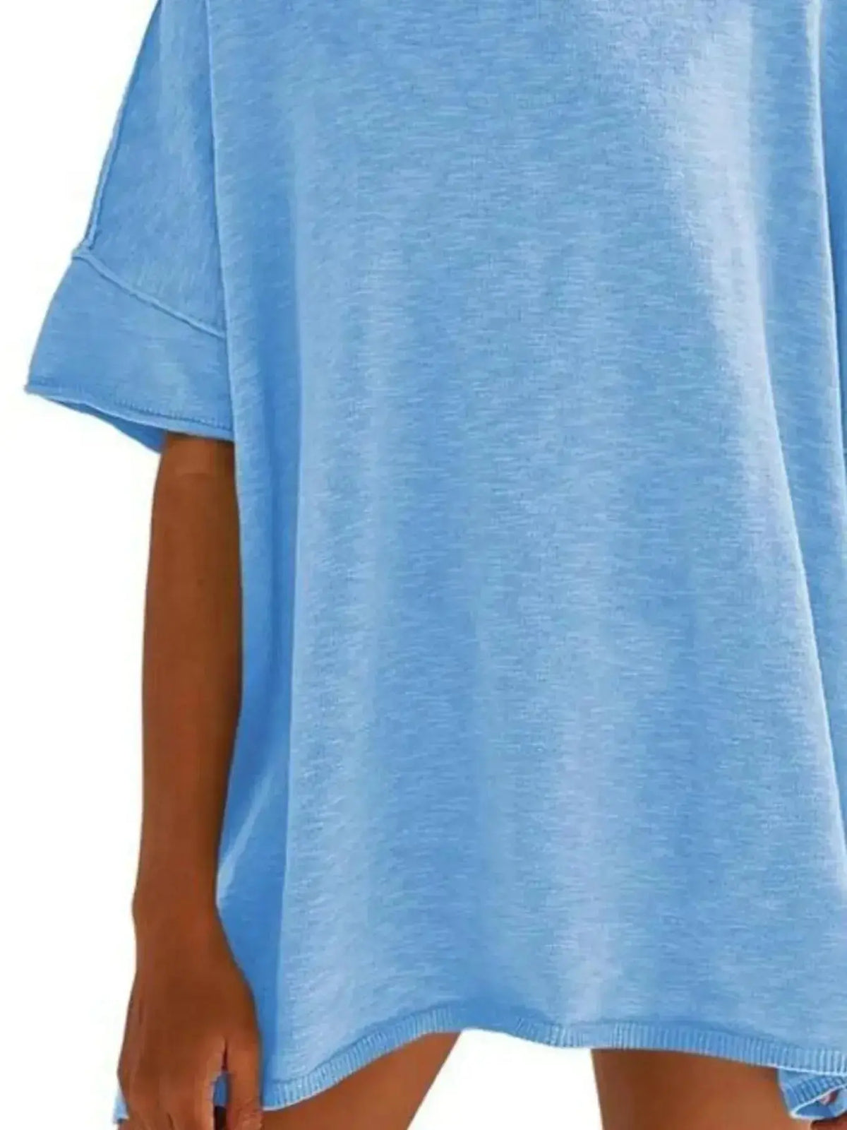 Women’s oversized drop-shoulder round neck casual T-shirt by Plush Fashion Hub, relaxed fit with soft fabric and stylish design.